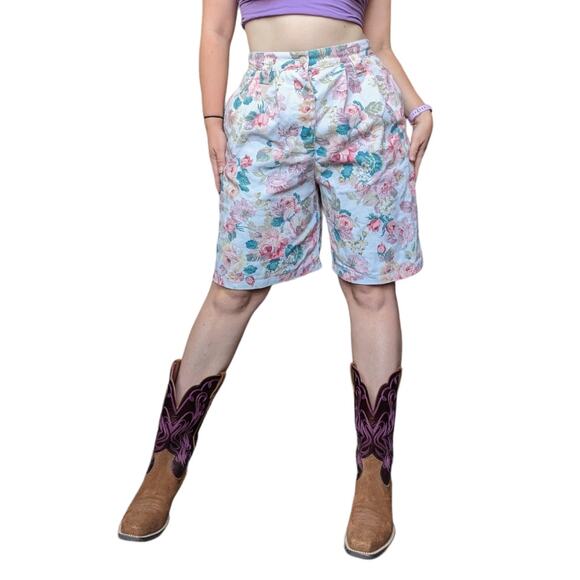 Vintage Abercrombie & Fitch Floral Pleated Shorts High Waisted Knee Length Baggy - Picture 1 of 7